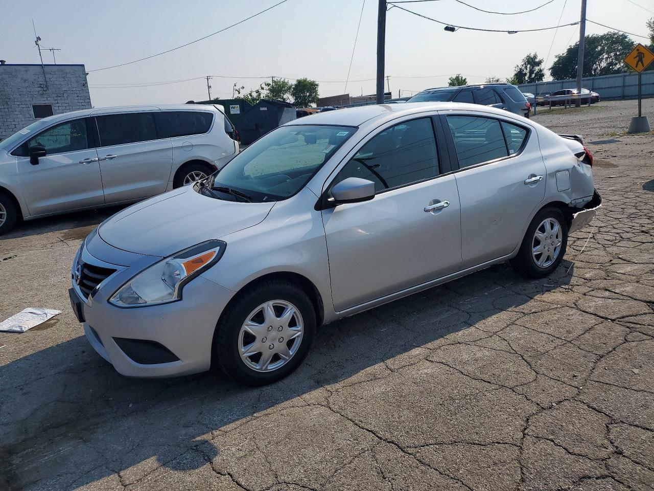 2016 Nissan Versa 1.6 Sv