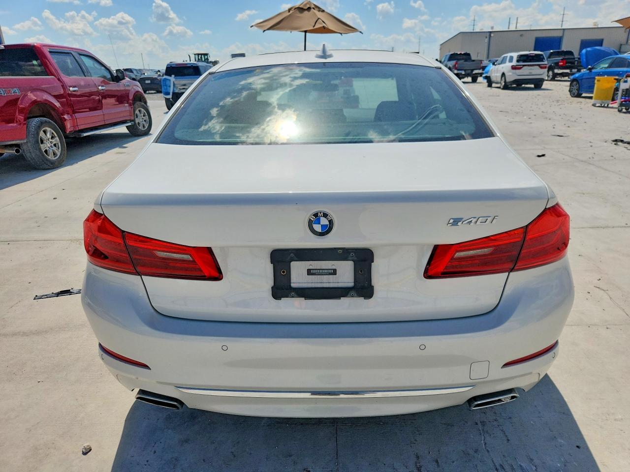 2019 BMW 540 I - Image 6
