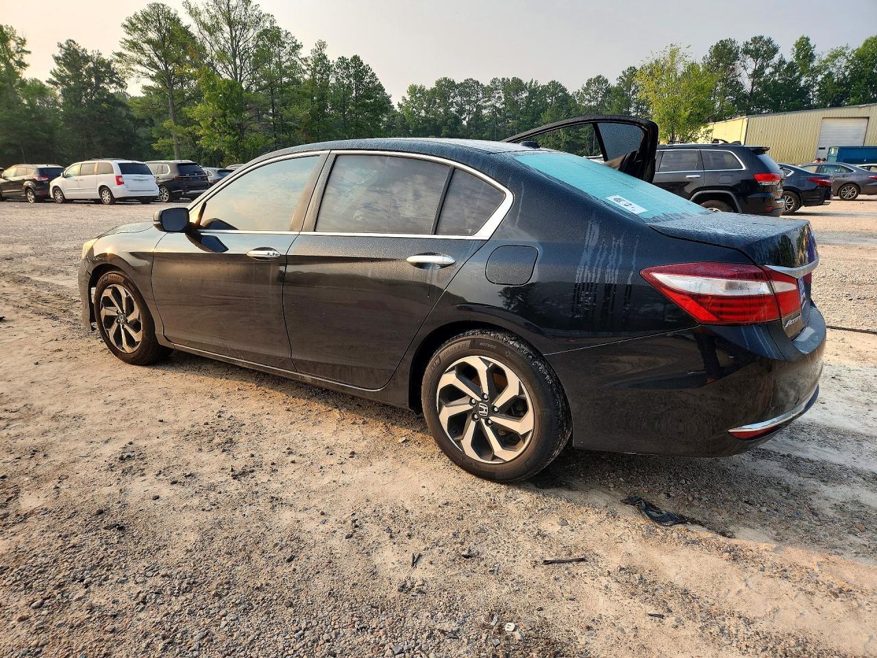 2016 Honda Accord Exl - Image 2