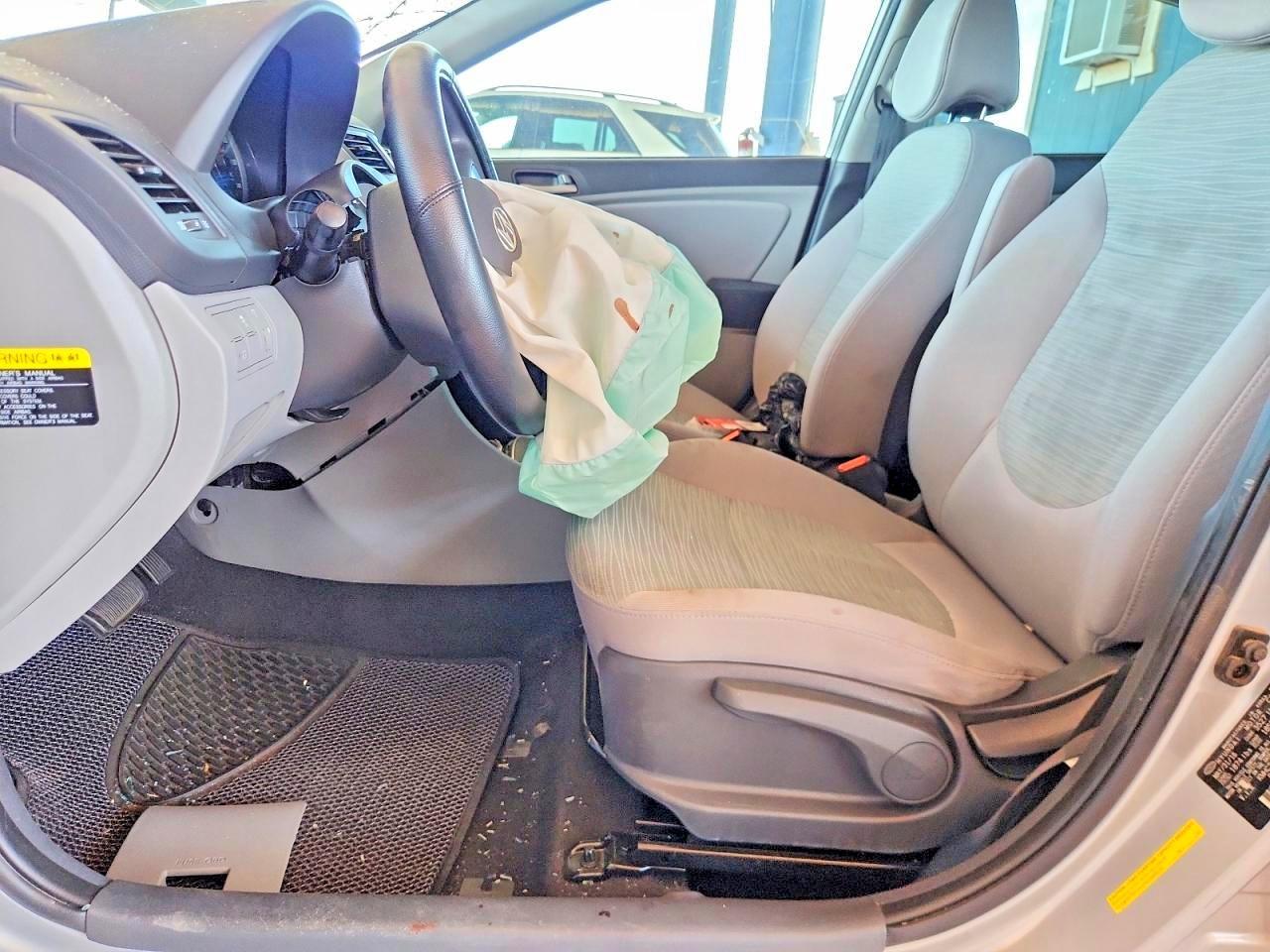 2016 Hyundai Accent Se - Image 7