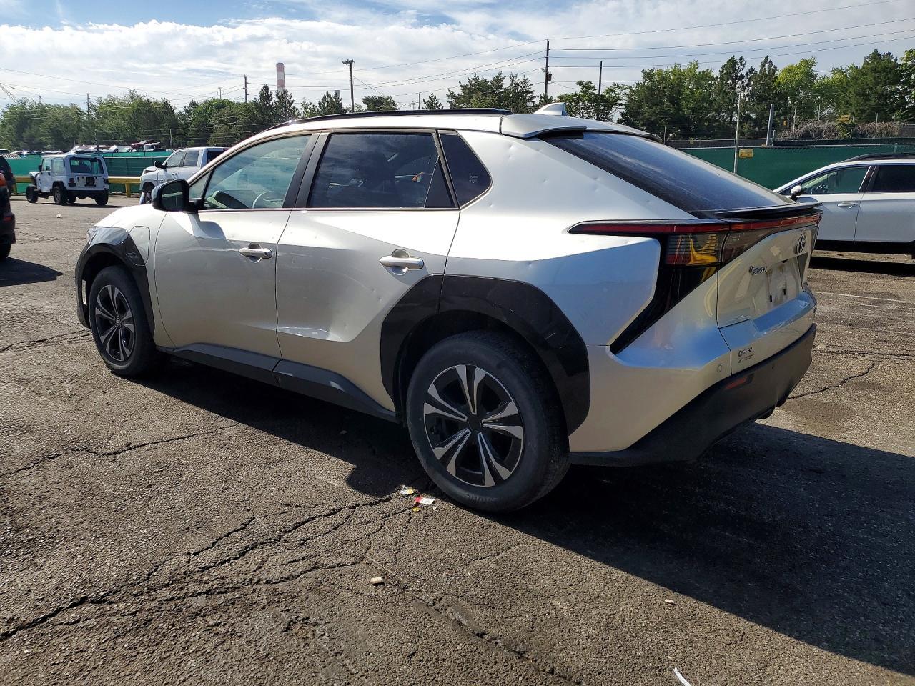 2024 Toyota Bz4X Xle - Image 2