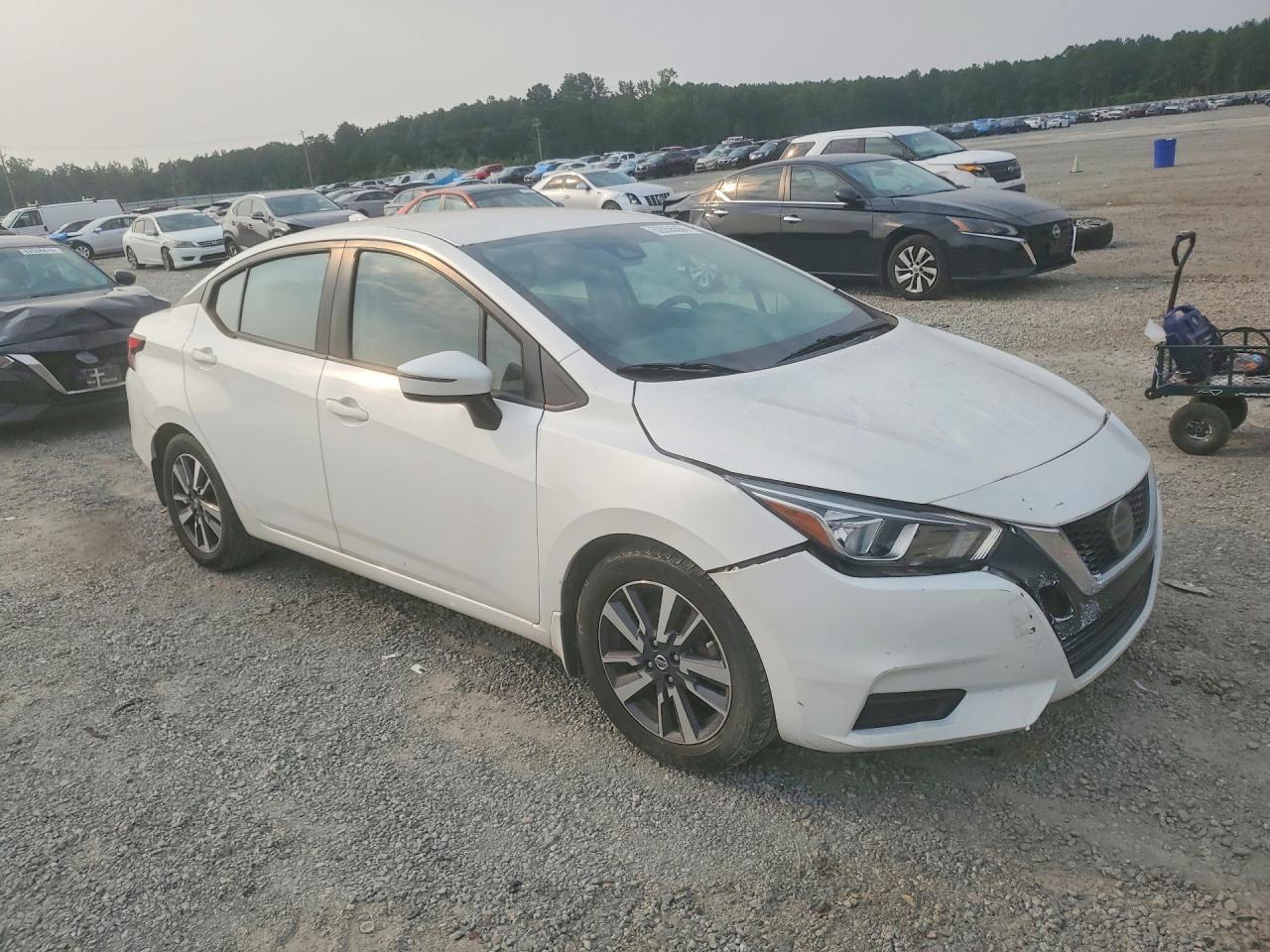 2020 Nissan Versa Sv - Фото 4
