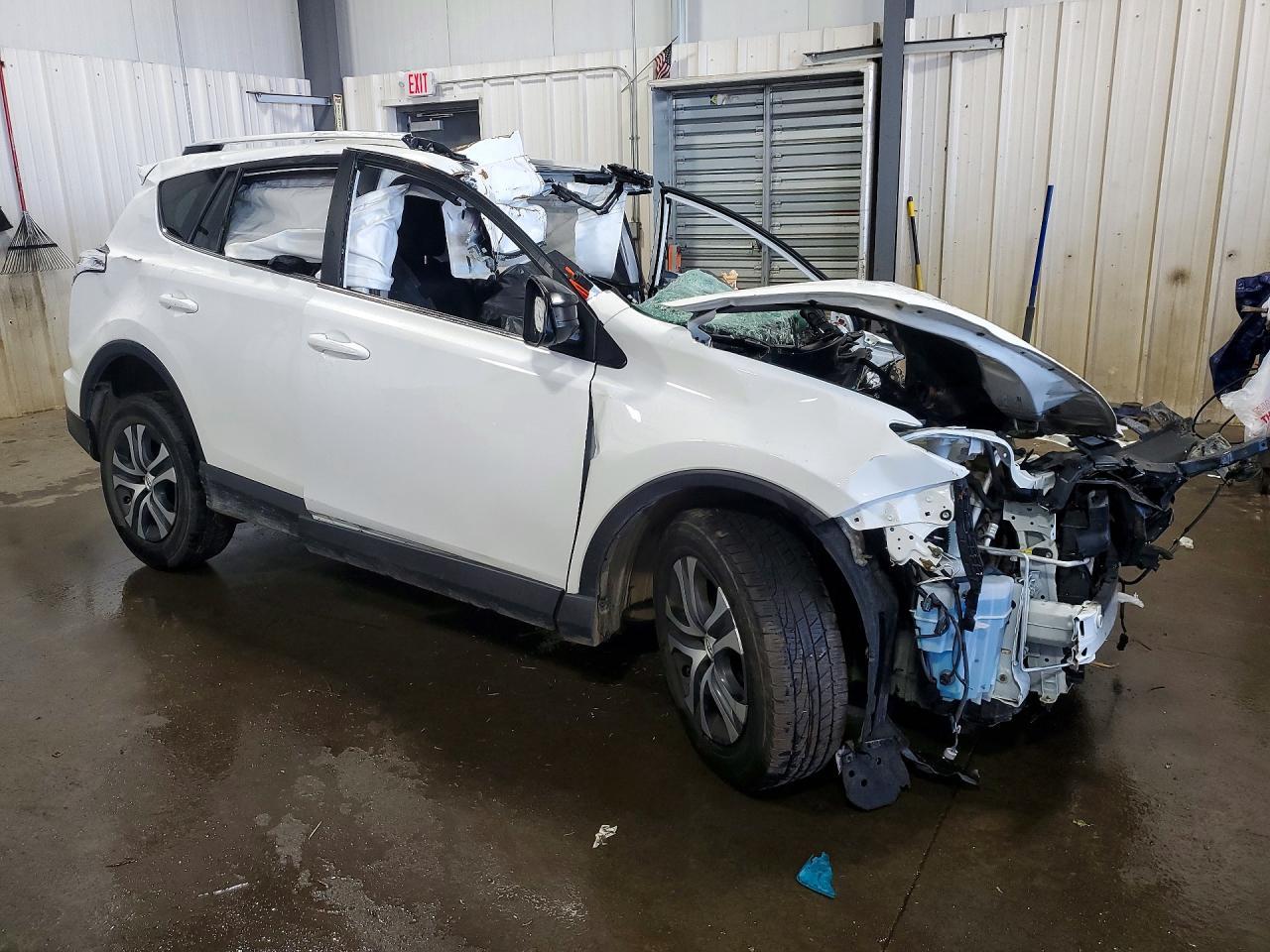 2016 Toyota Rav4 Le - Фото 4