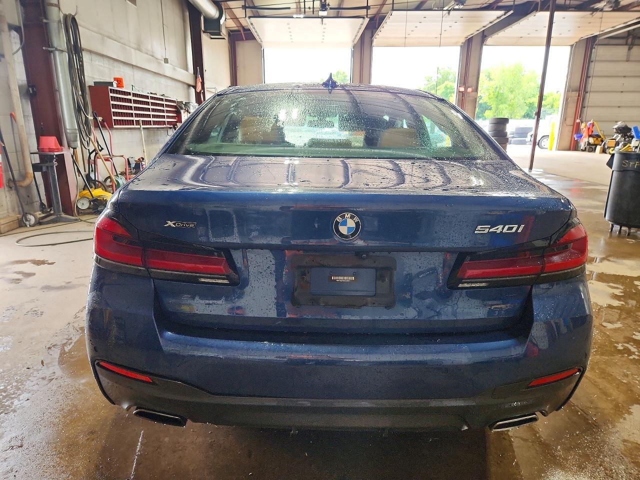 2021 BMW 540 Xi - Фото 6