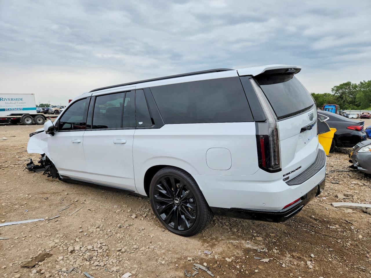 2026 Cadillac Escalade Esv Sport Platinum - Фото 2