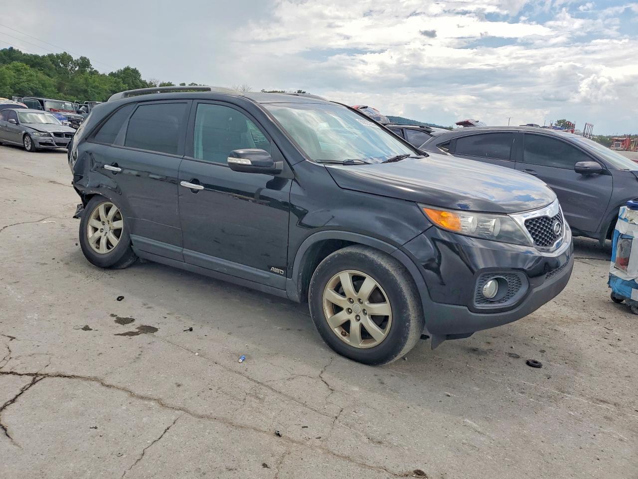 2011 Kia Sorento Lx - Image 4