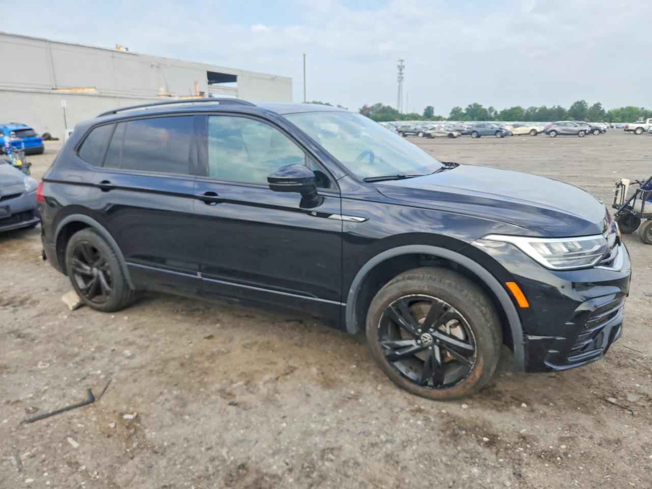 2023 Volkswagen Tiguan Se R-Line Black - Фото 4