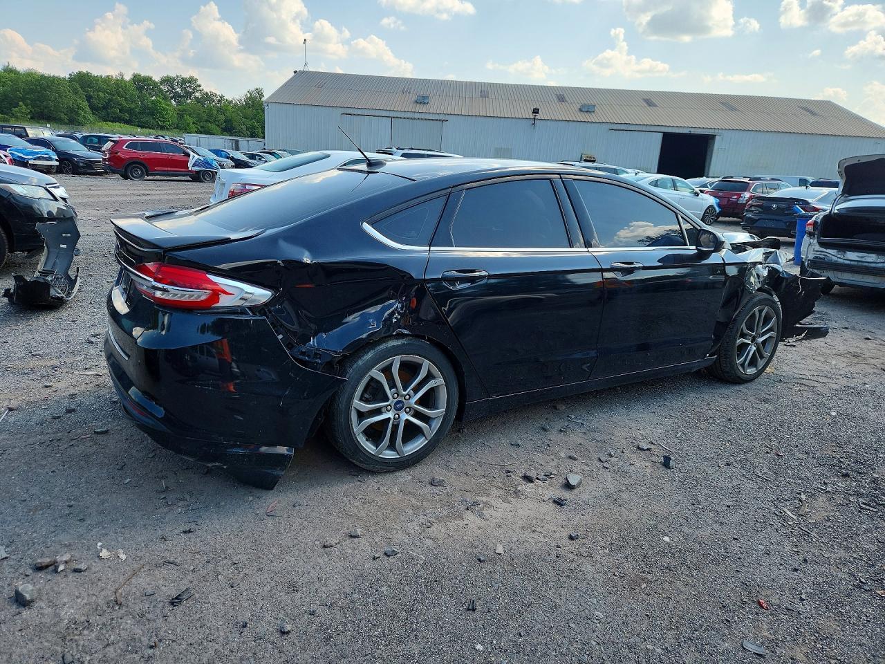 2017 Ford Fusion S - Фото 3