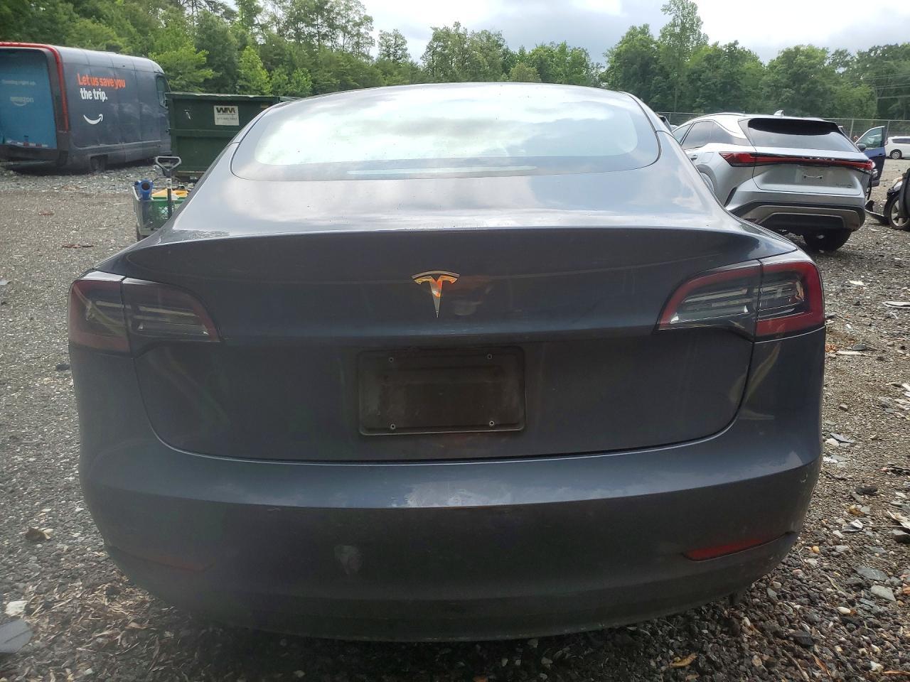 2023 Tesla Model 3 - Image 6