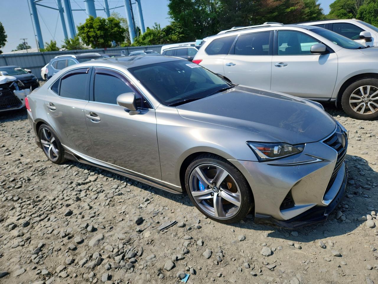 2017 Lexus Is 300 - Фото 4