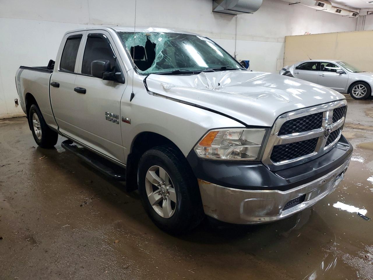 2016 Ram 1500 St - Image 4