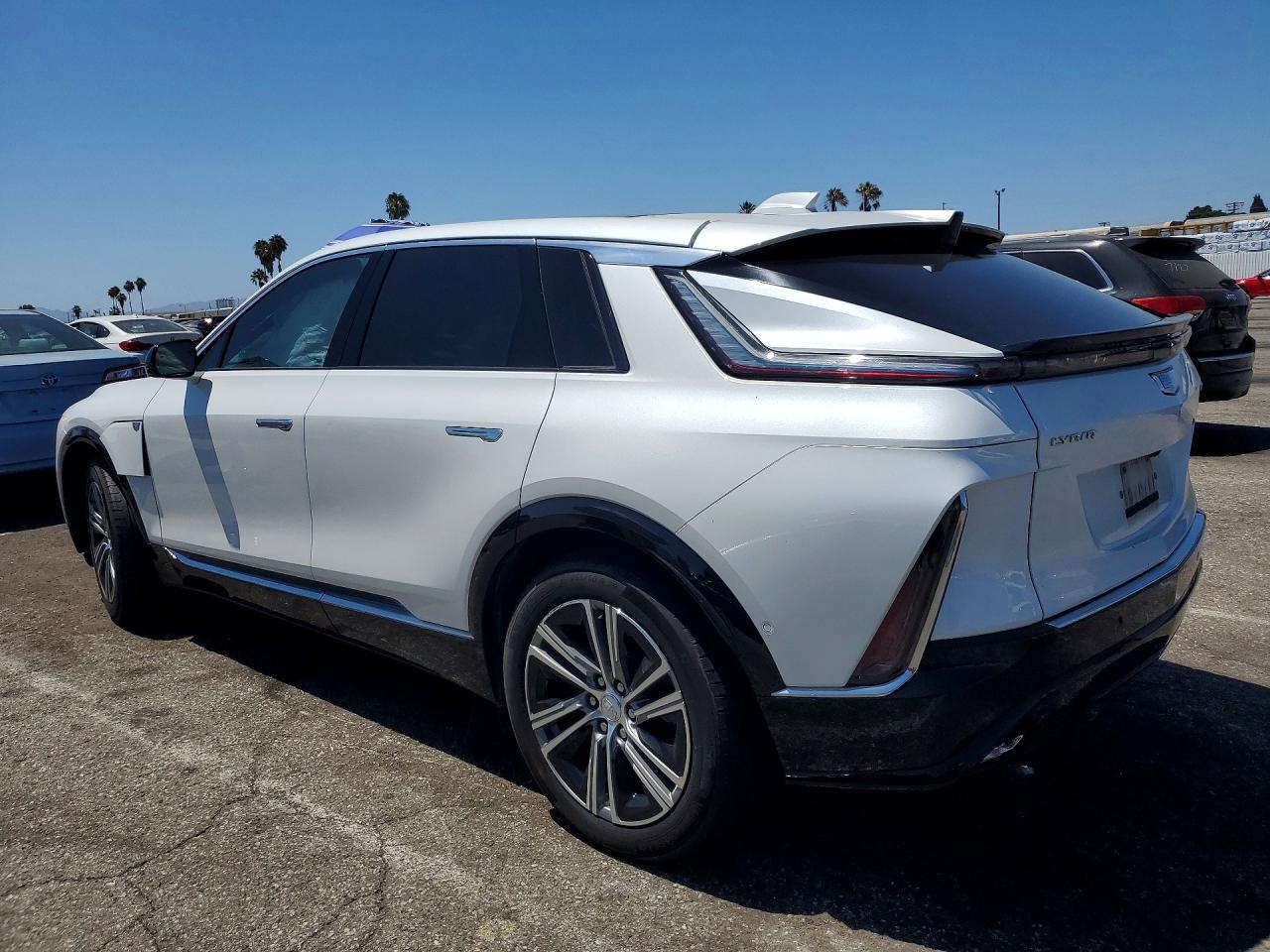 2024 Cadillac Lyriq Luxury - Фото 2