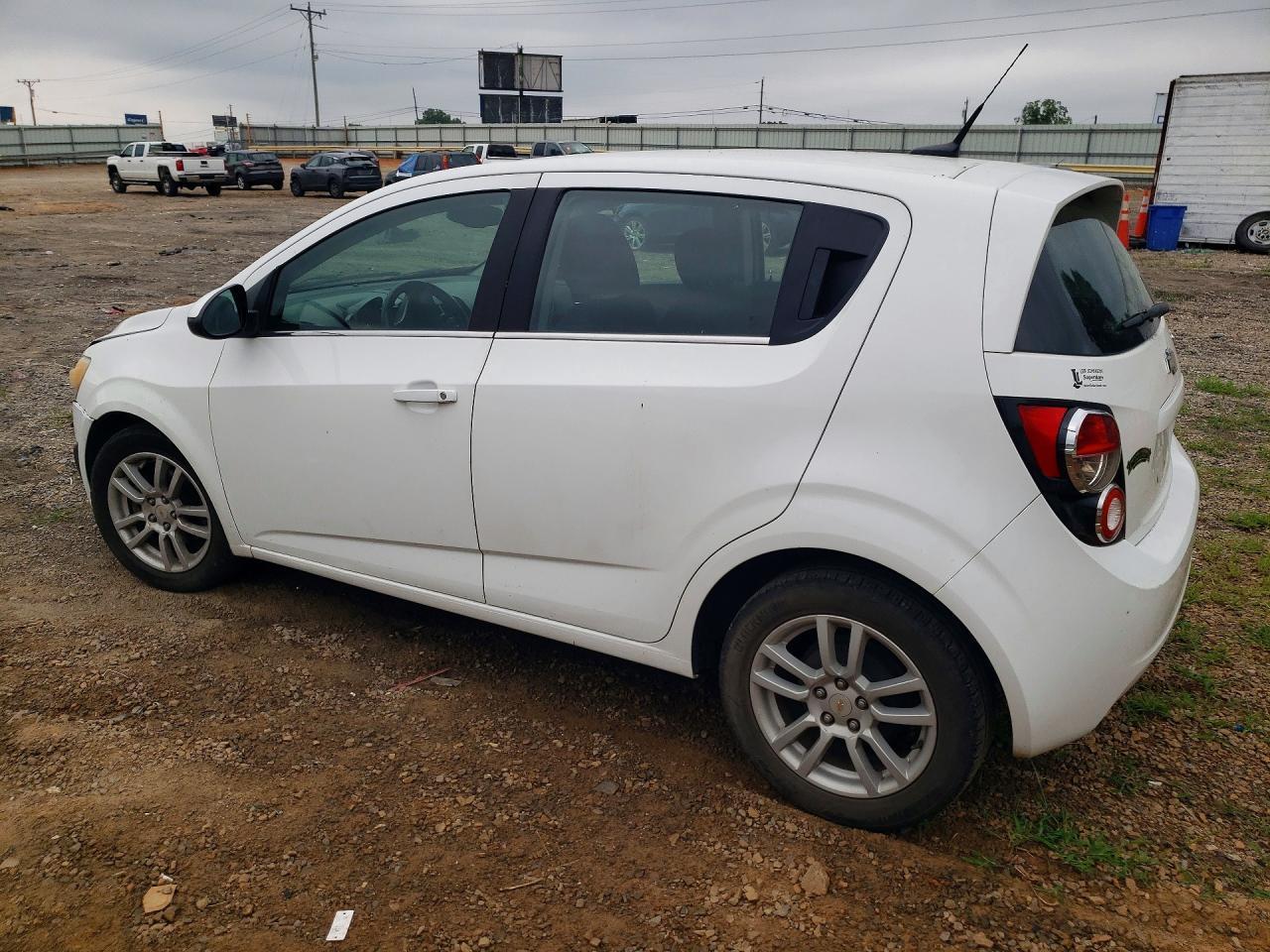 2012 Chevrolet Sonic Lt - Фото 2
