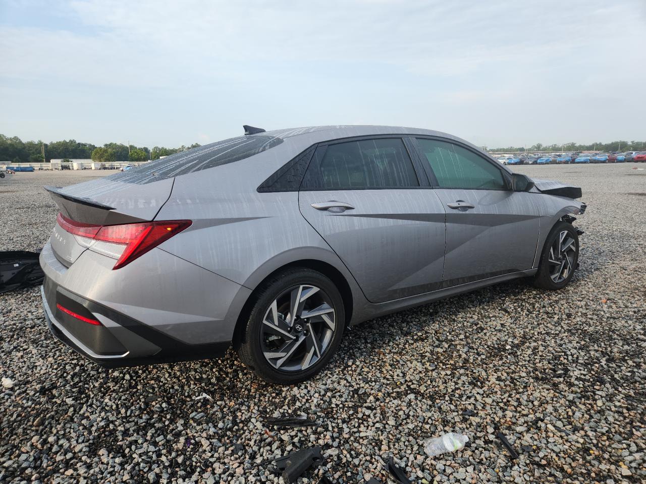 2025 Hyundai Elantra Hybrid Sel Sport - Фото 3