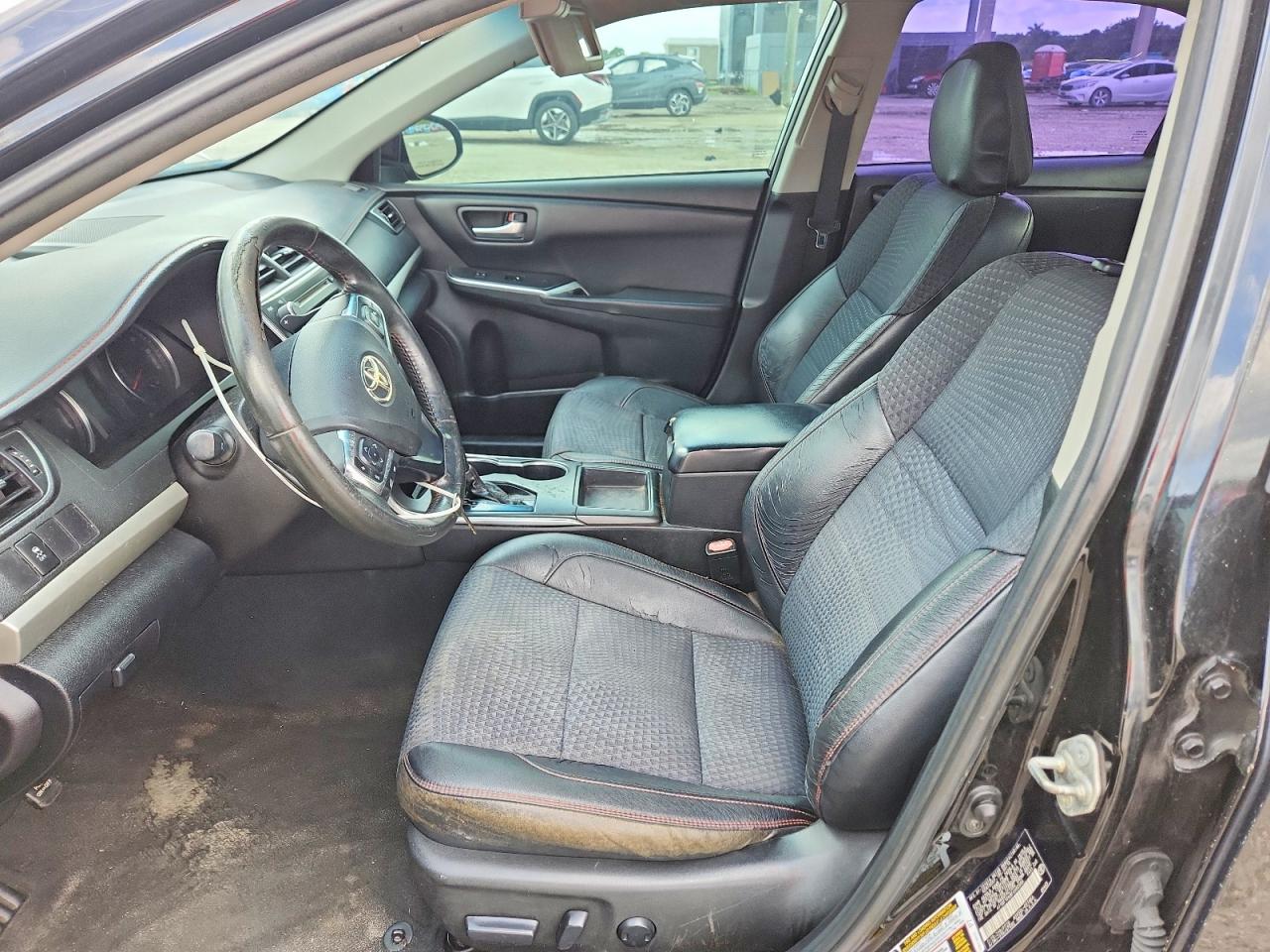 2015 Toyota Camry Se - Фото 7
