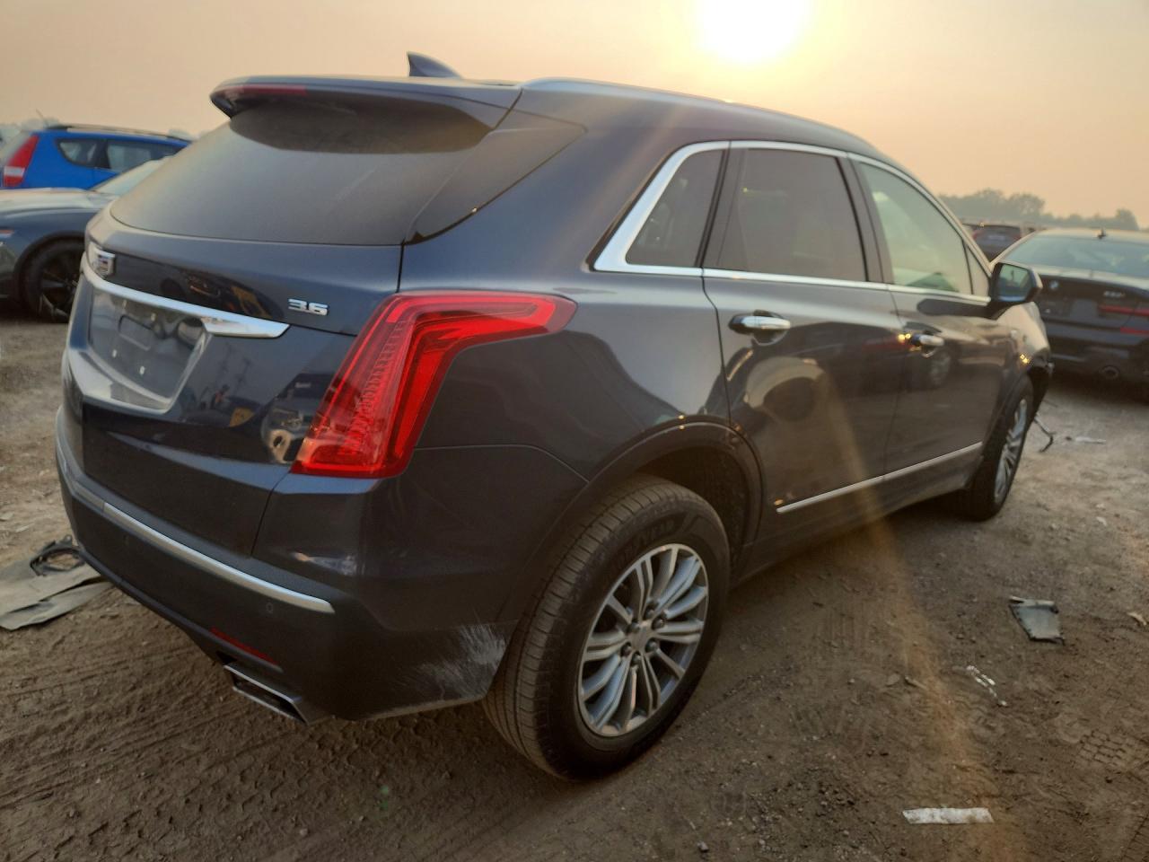 2018 Cadillac Xt5 Luxury - Image 3