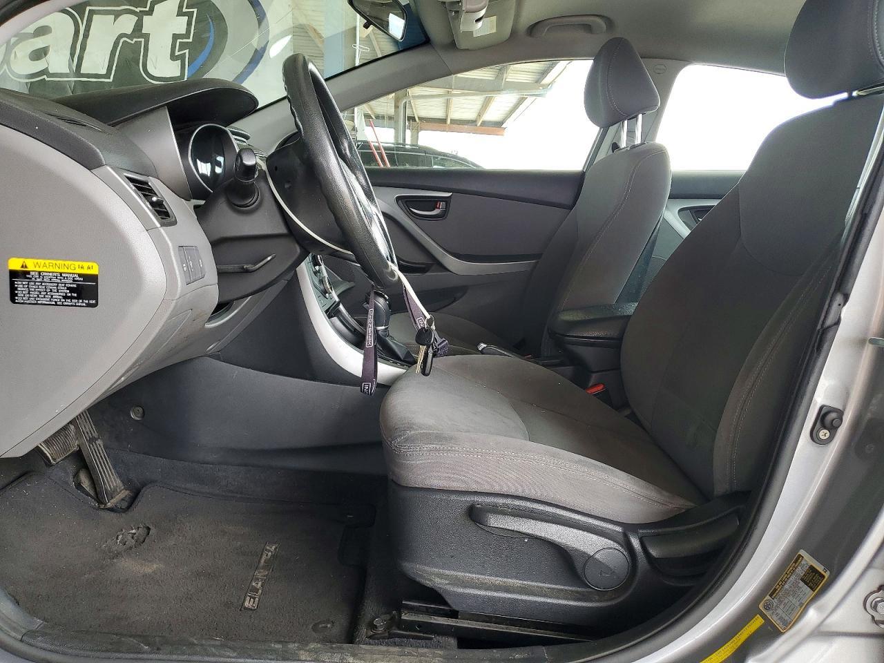 2014 Hyundai Elantra Se - Image 7