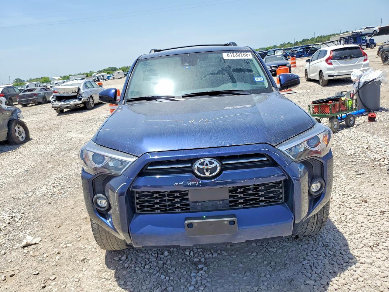 2022 Toyota 4Runner Sr5 - Image 5
