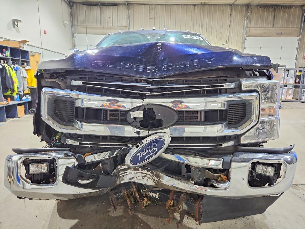 2021 Ford F250 Super Duty - Фото 5