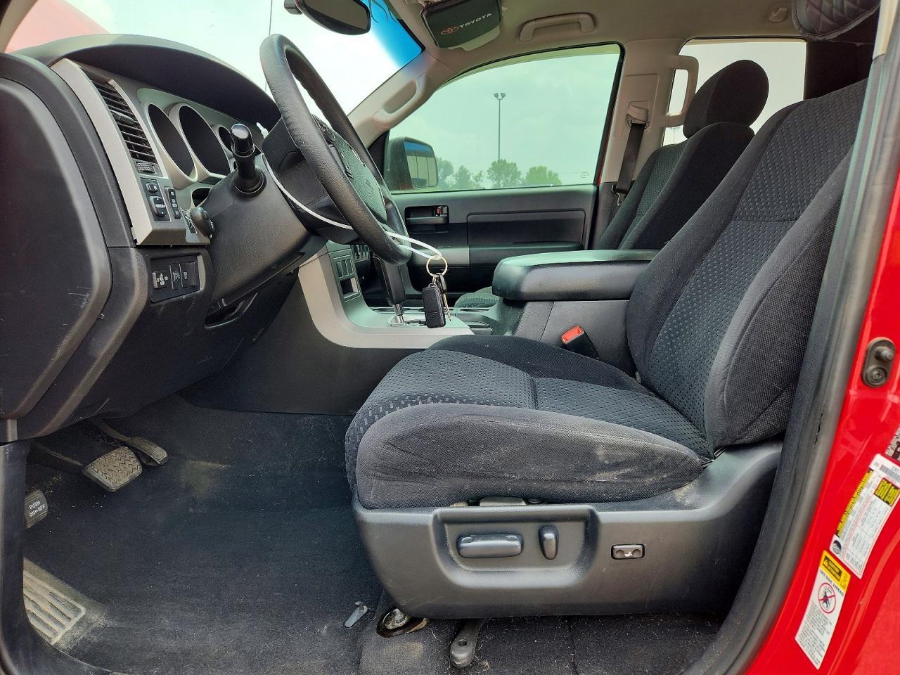 2011 Toyota Tundra Double Cab Sr5 - Image 7
