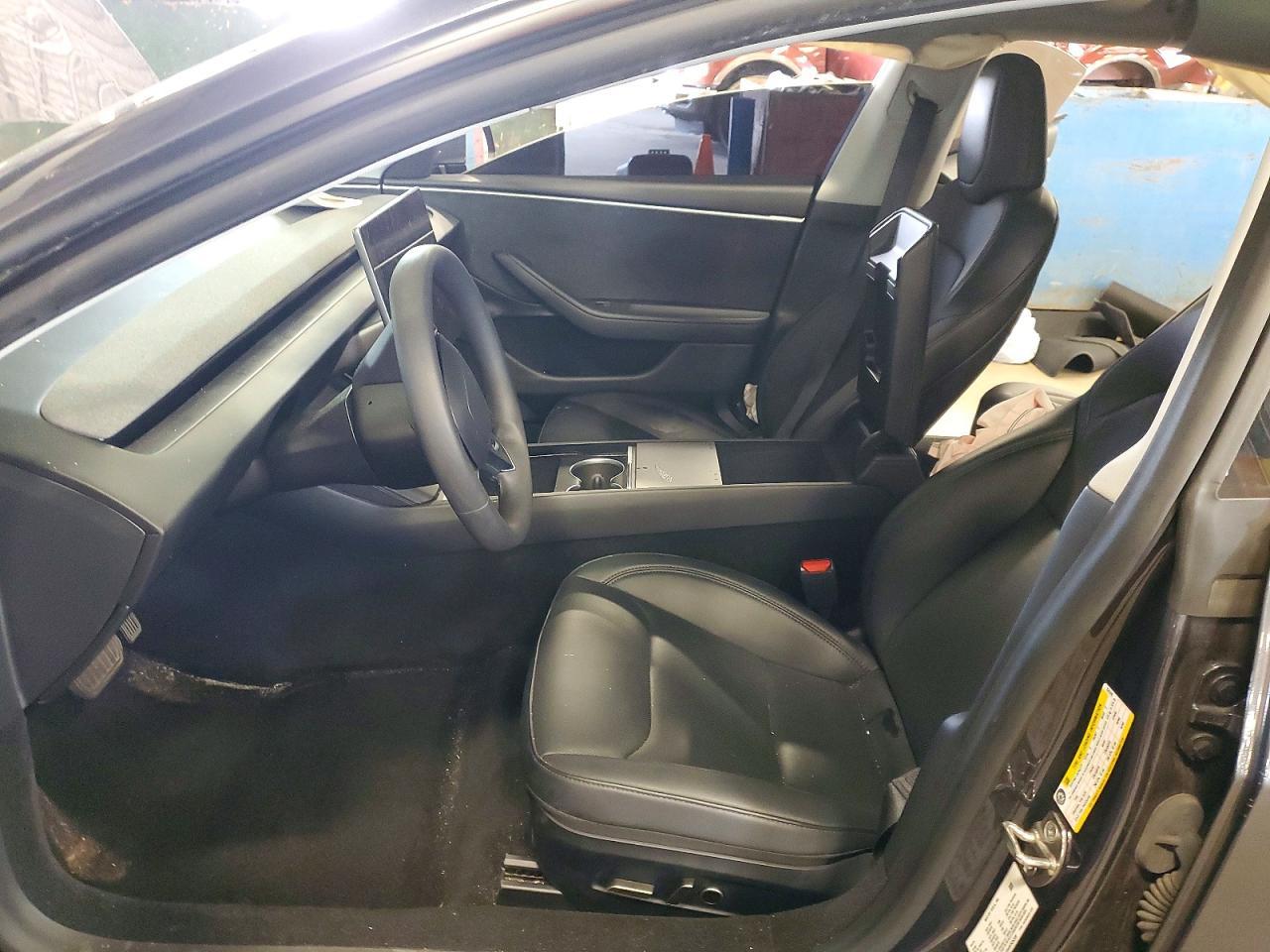 2024 Tesla Model 3 - Фото 7