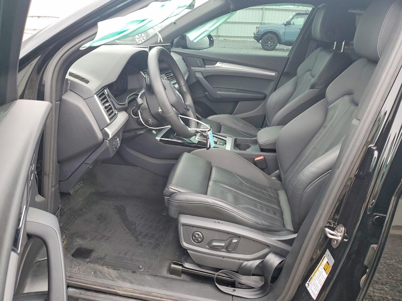 2024 Audi Q5 Premium 45 - Image 7