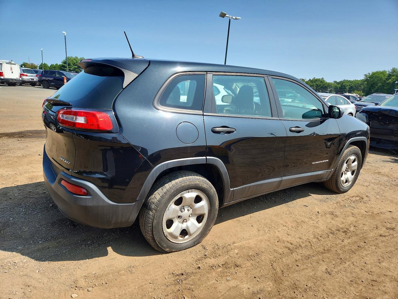 2014 Jeep Cherokee Sport - Фото 3