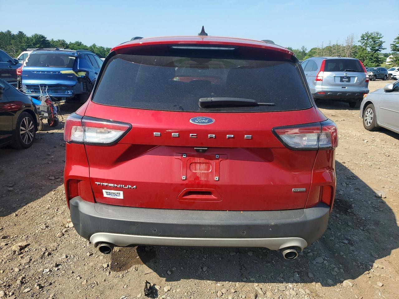 2022 Ford Escape Titanium - Image 6