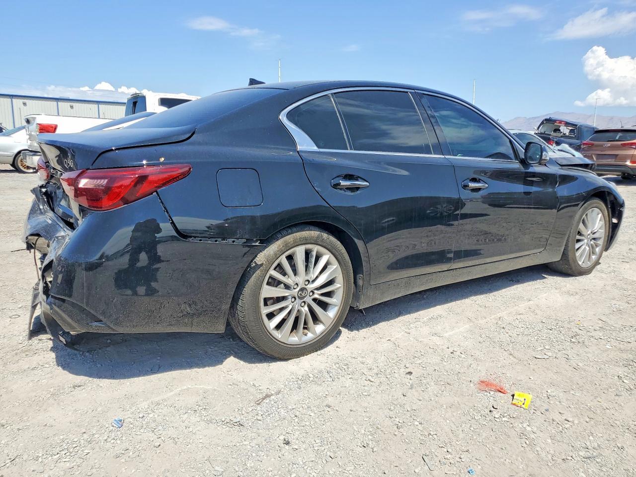 2021 Infiniti Q50 Luxe - Image 3