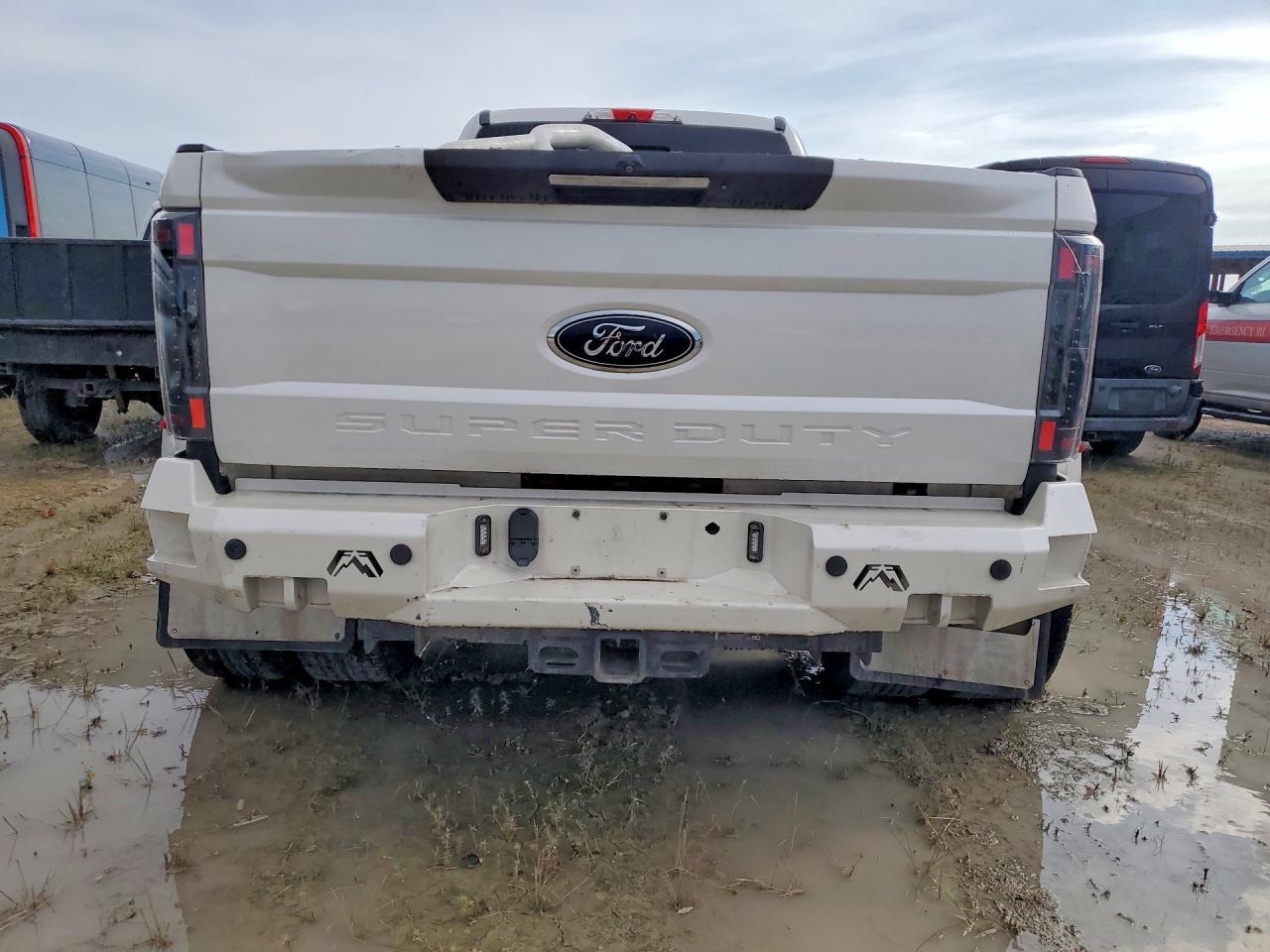 2019 Ford F450 Super Duty - Image 6