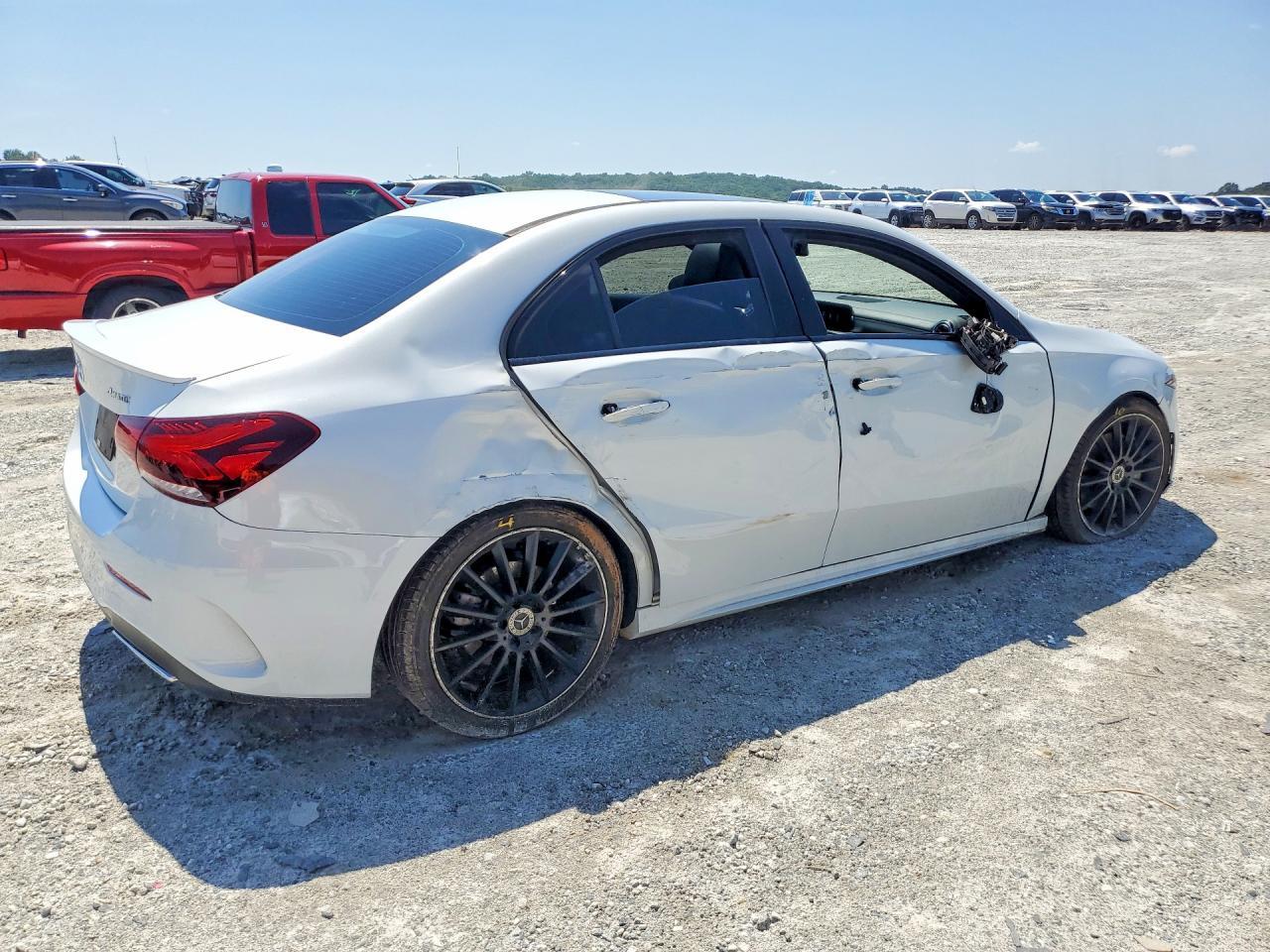 2020 Mercedes-Benz A 220 4Matic - Image 3