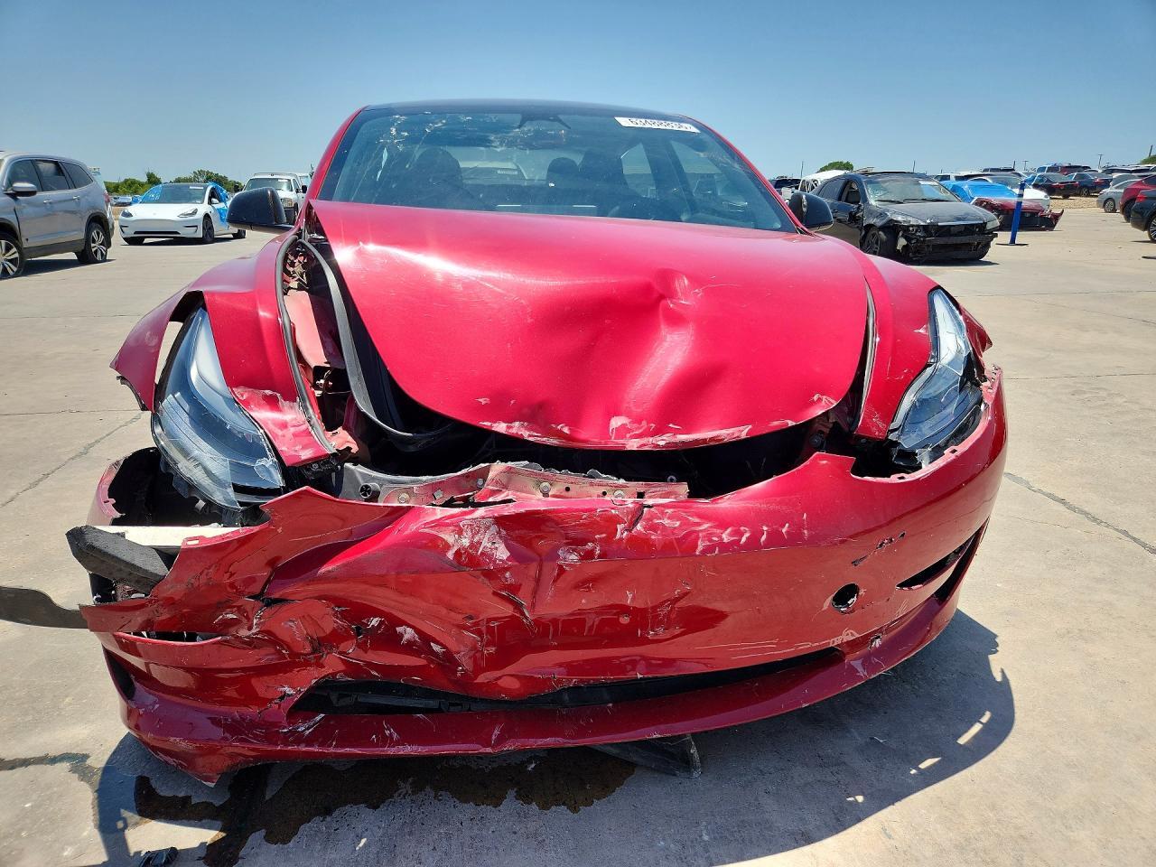 2023 Tesla Model 3 - Фото 5