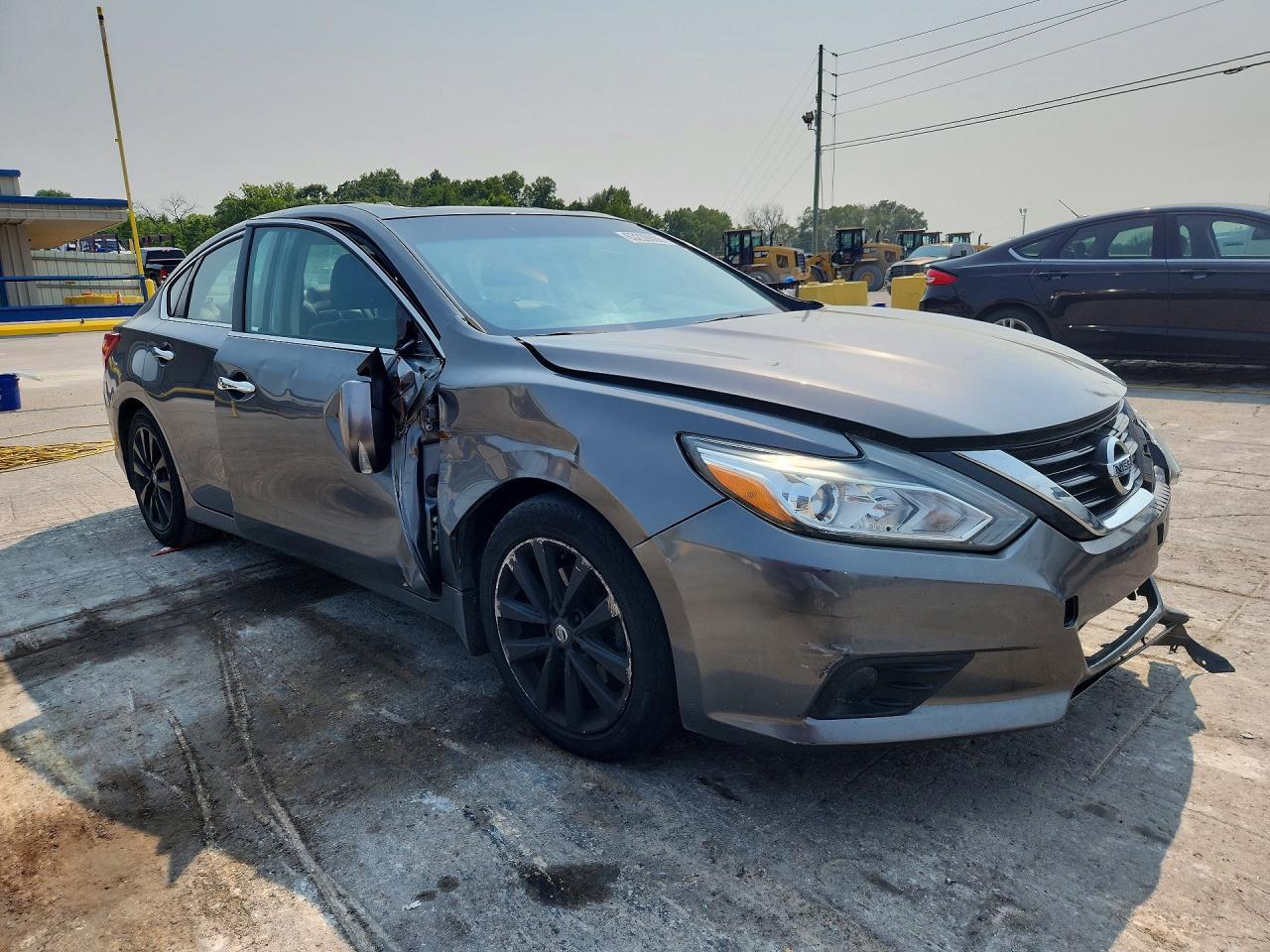 2017 Nissan Altima 2.5 Sl - Image 4