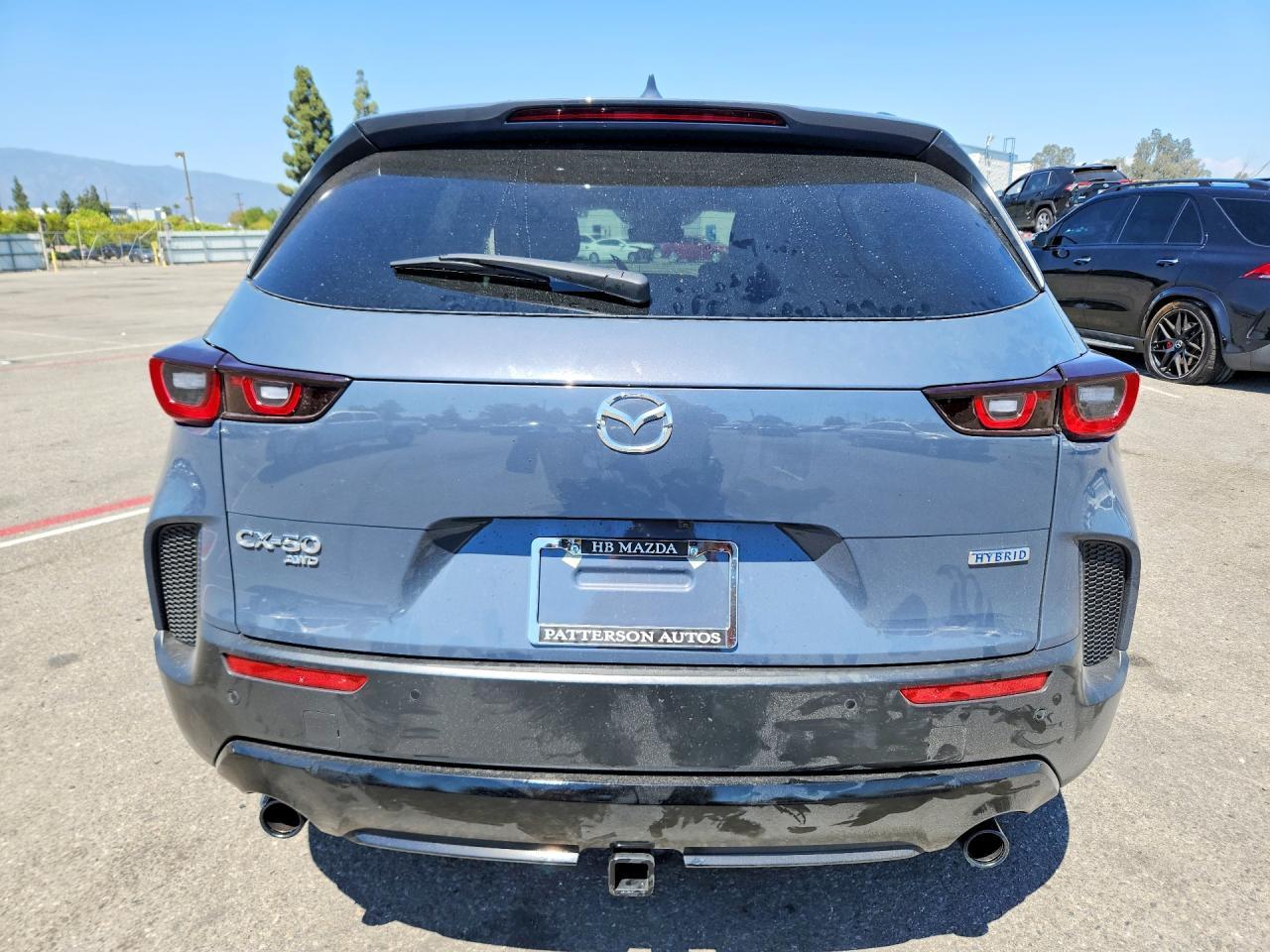 2026 Mazda Cx-50 Premium - Image 6