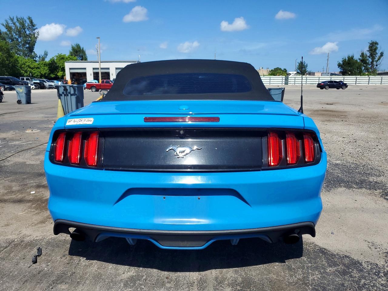 2017 Ford Mustang - Фото 6