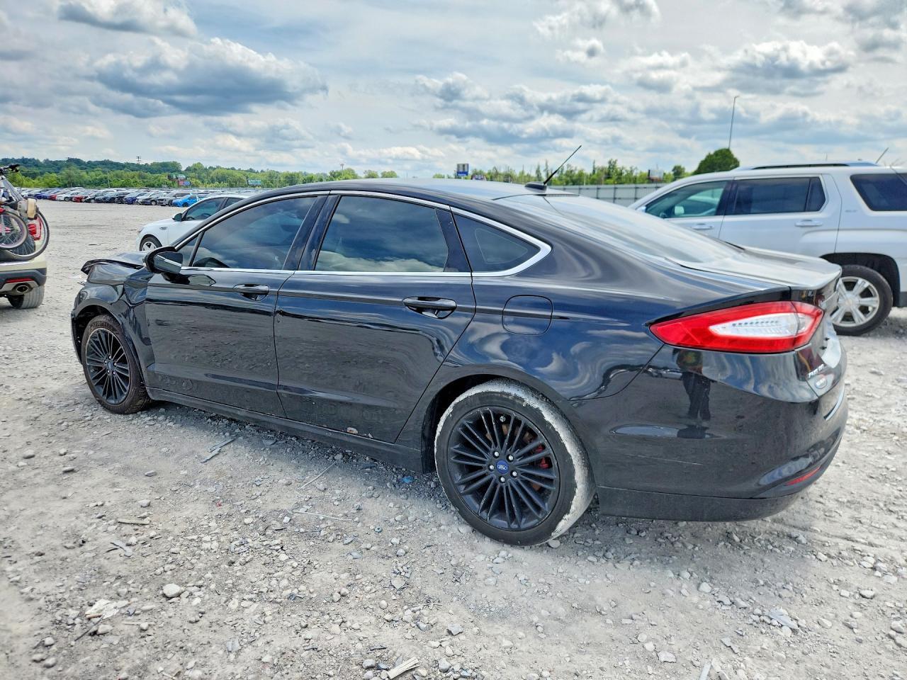 2014 Ford Fusion - Фото 2