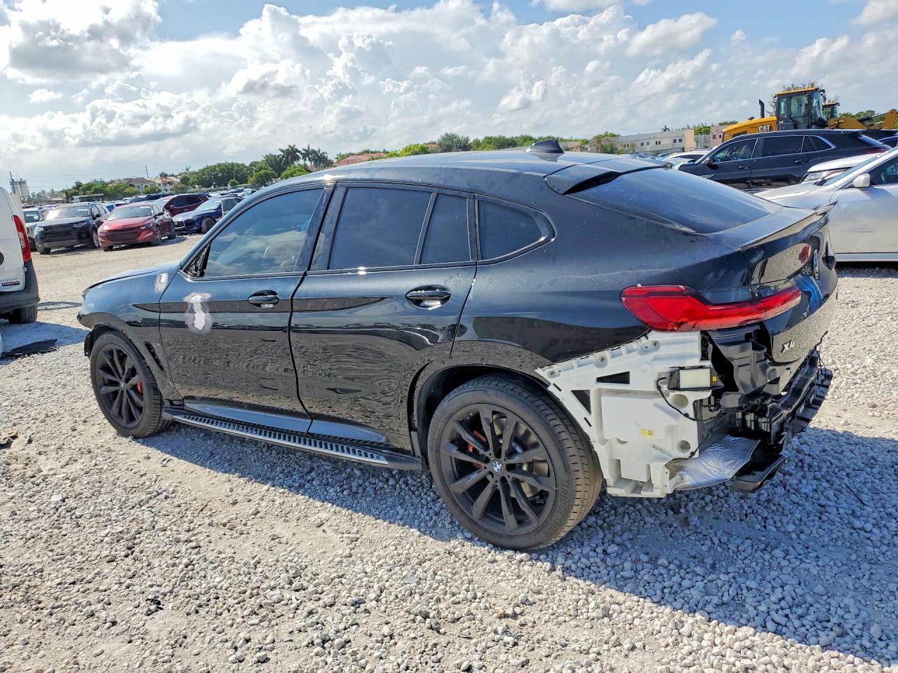 2025 BMW X4 M40I - Фото 2