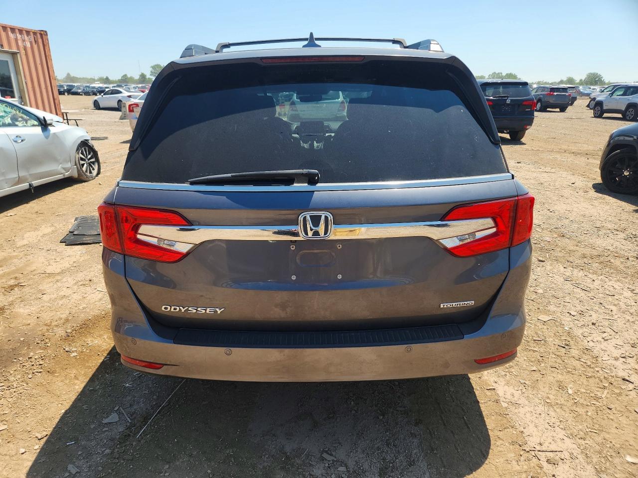 2018 Honda Odyssey Touring - Фото 6