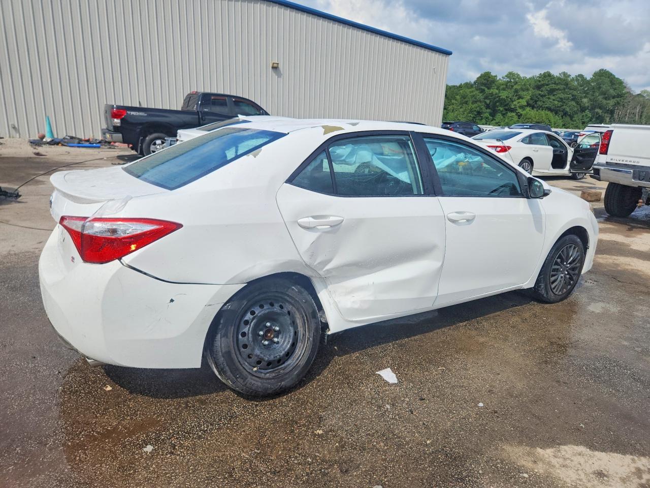 2014 Toyota Corolla S - Image 3