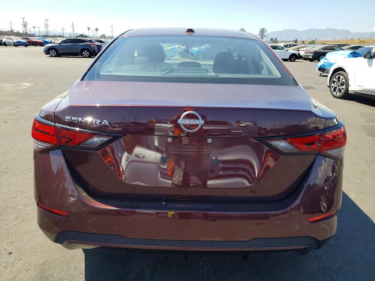 2025 Nissan Sentra Sv - Фото 6
