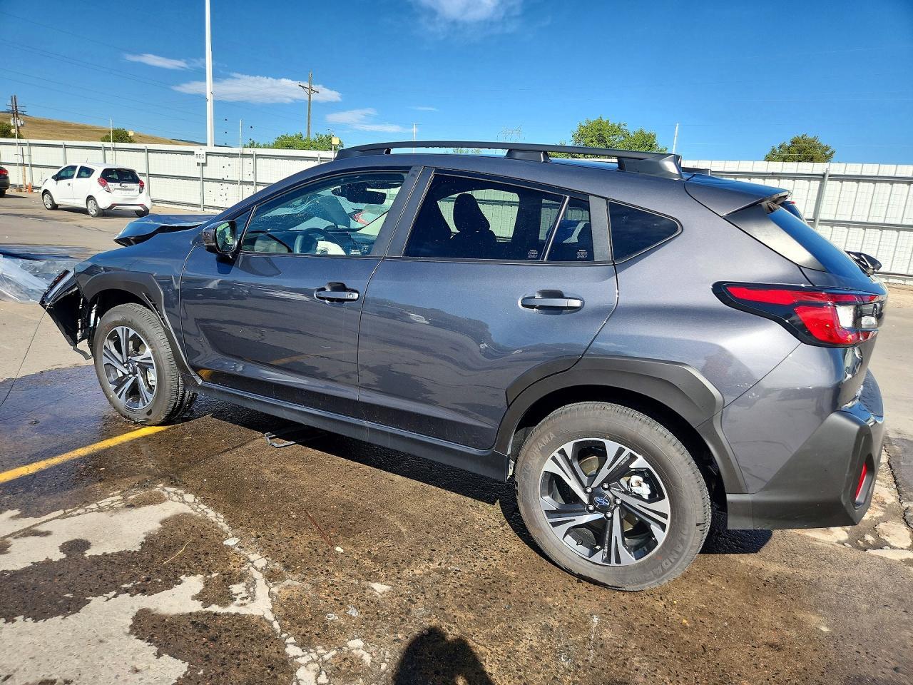 2025 Subaru Crosstrek Premium - Фото 2