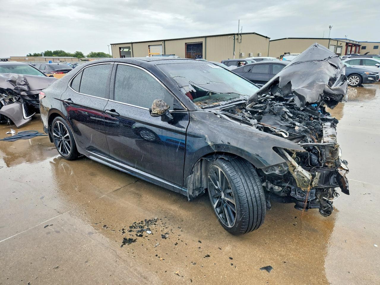 2019 Toyota Camry Xse V6 - Image 4