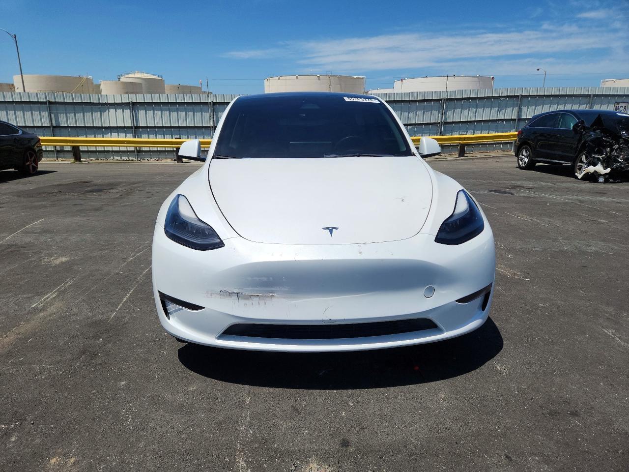 2023 Tesla Model Y - Фото 5