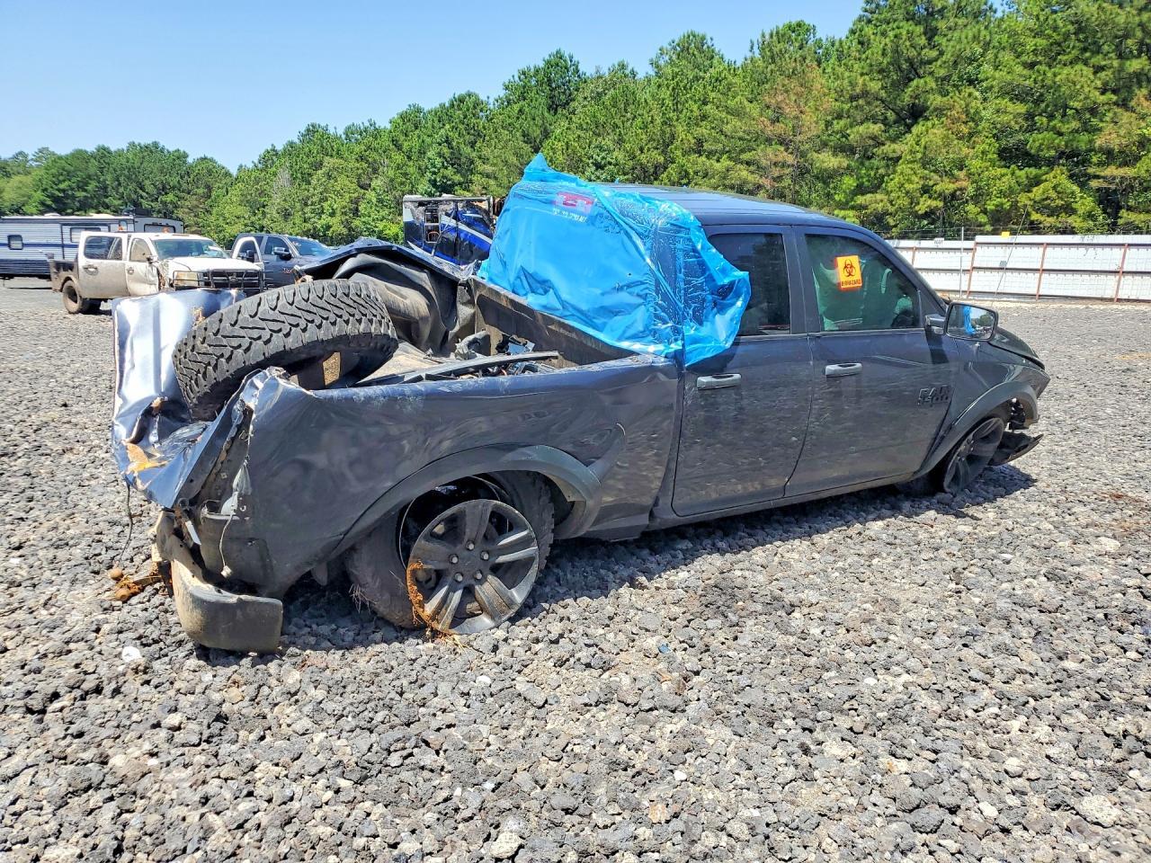 2021 Ram 1500 Classic Slt - Image 3