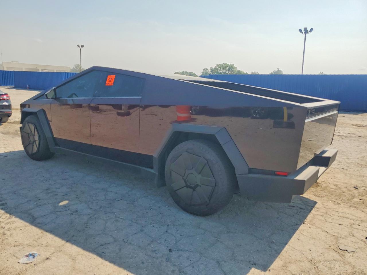 2024 Tesla Cybertruck - Image 2