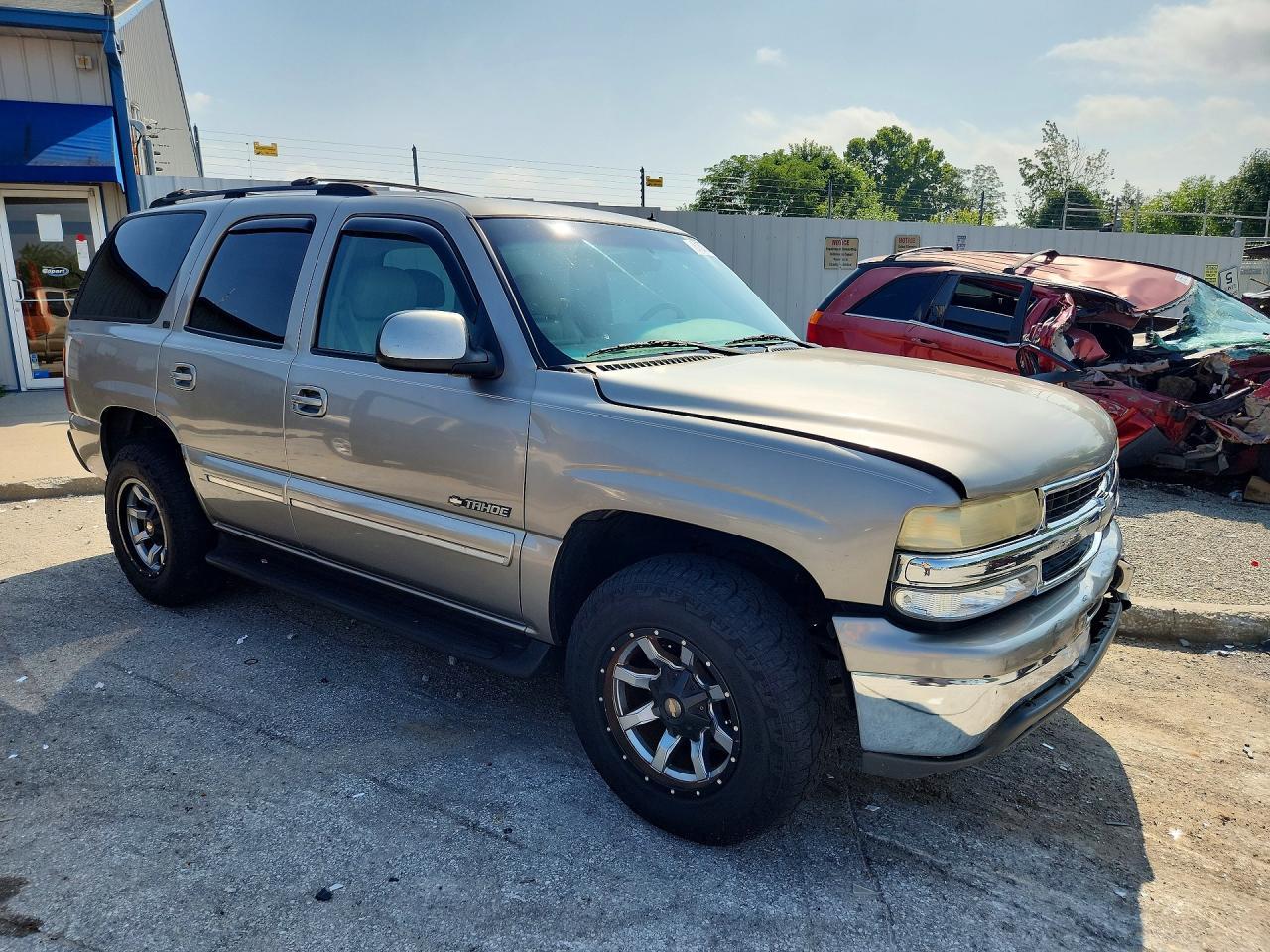 2002 Chevrolet Tahoe K1500 - Image 4