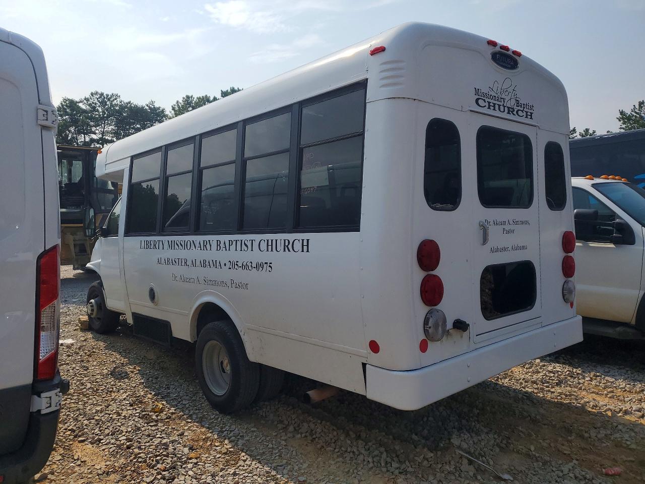2003 Chevrolet Express G3500 Shuttle Bus - Image 2