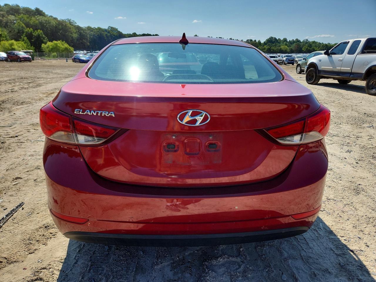 2015 Hyundai Elantra Se - Фото 6