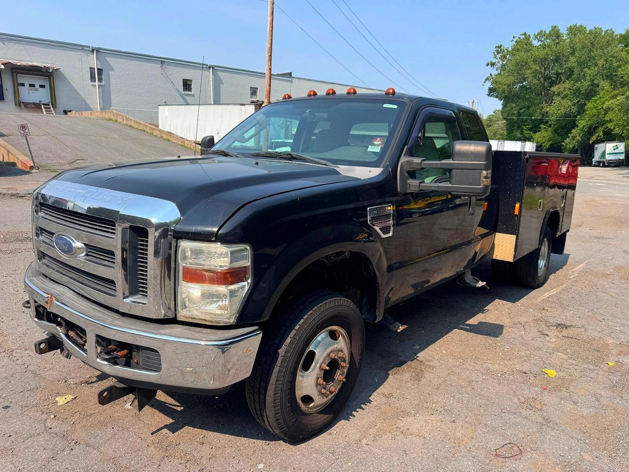 2008 Ford F350 Super - Фото 2