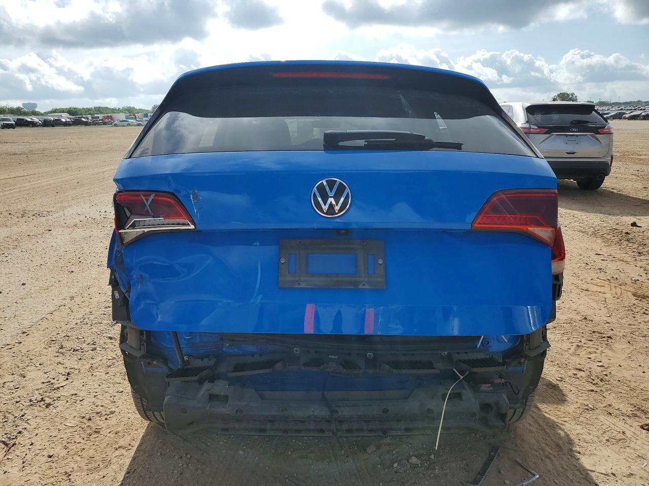 2022 Volkswagen Taos Sel - Image 6
